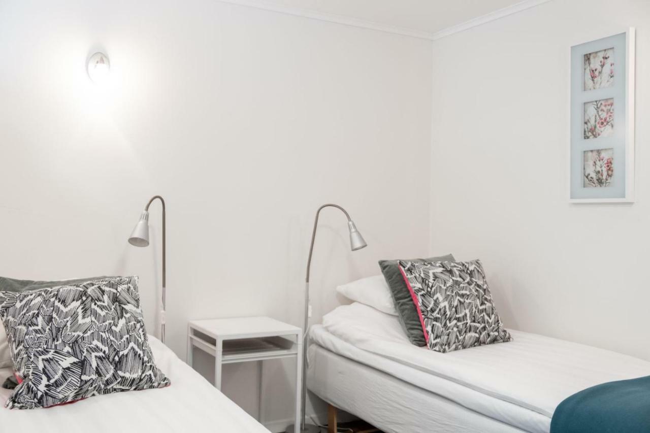 Ettsmart Hotell Sollentuna Bagian luar foto